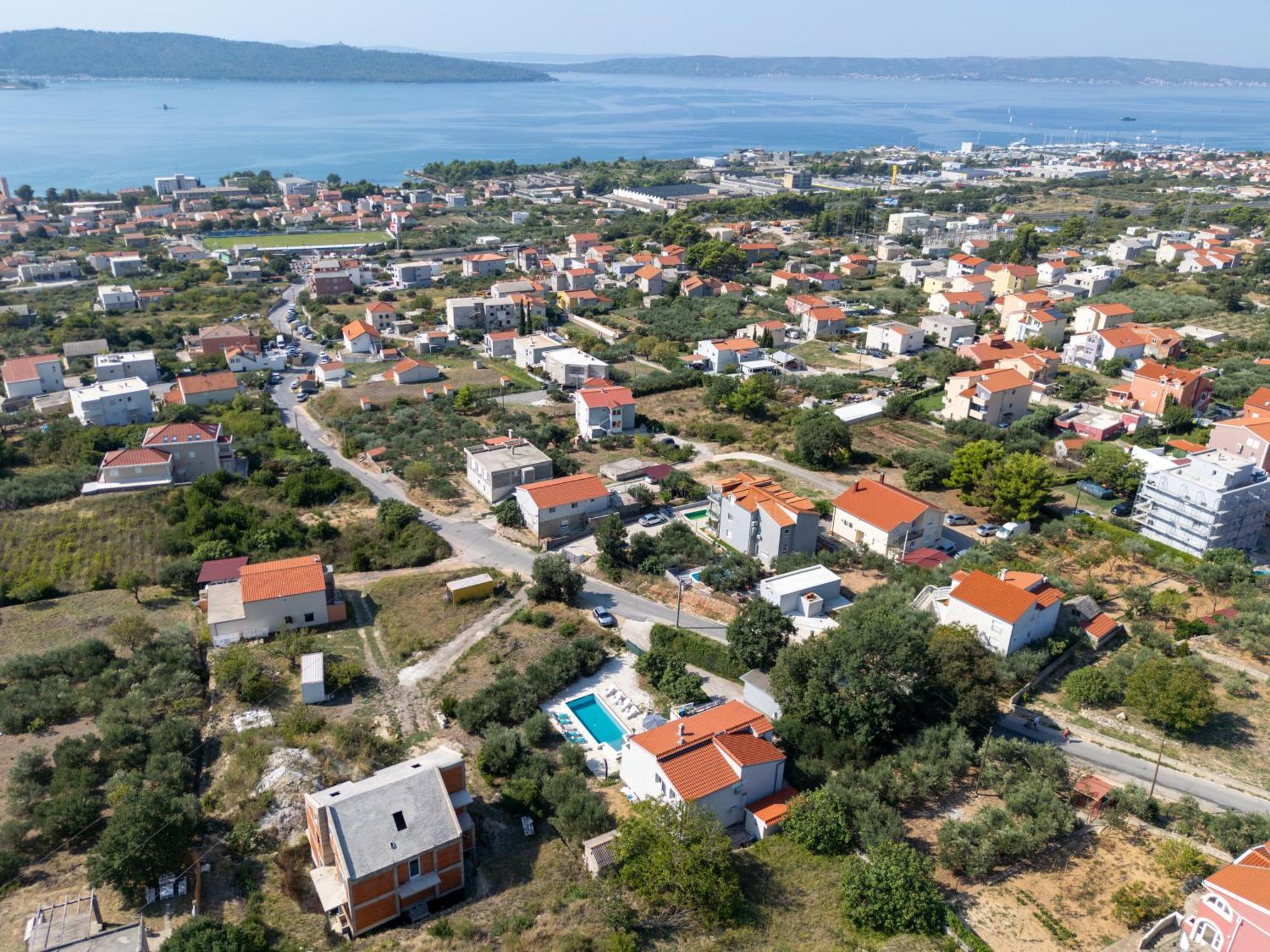 Casa Felice Apartments-Holiday Home Kastela Exterior photo